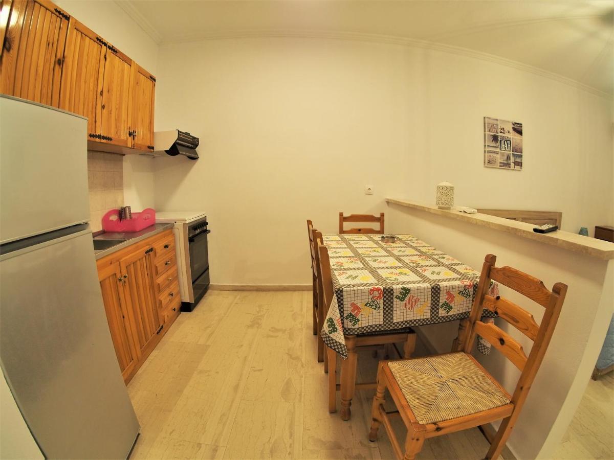 Bettys Rooms Parálion Ástros 外观 照片