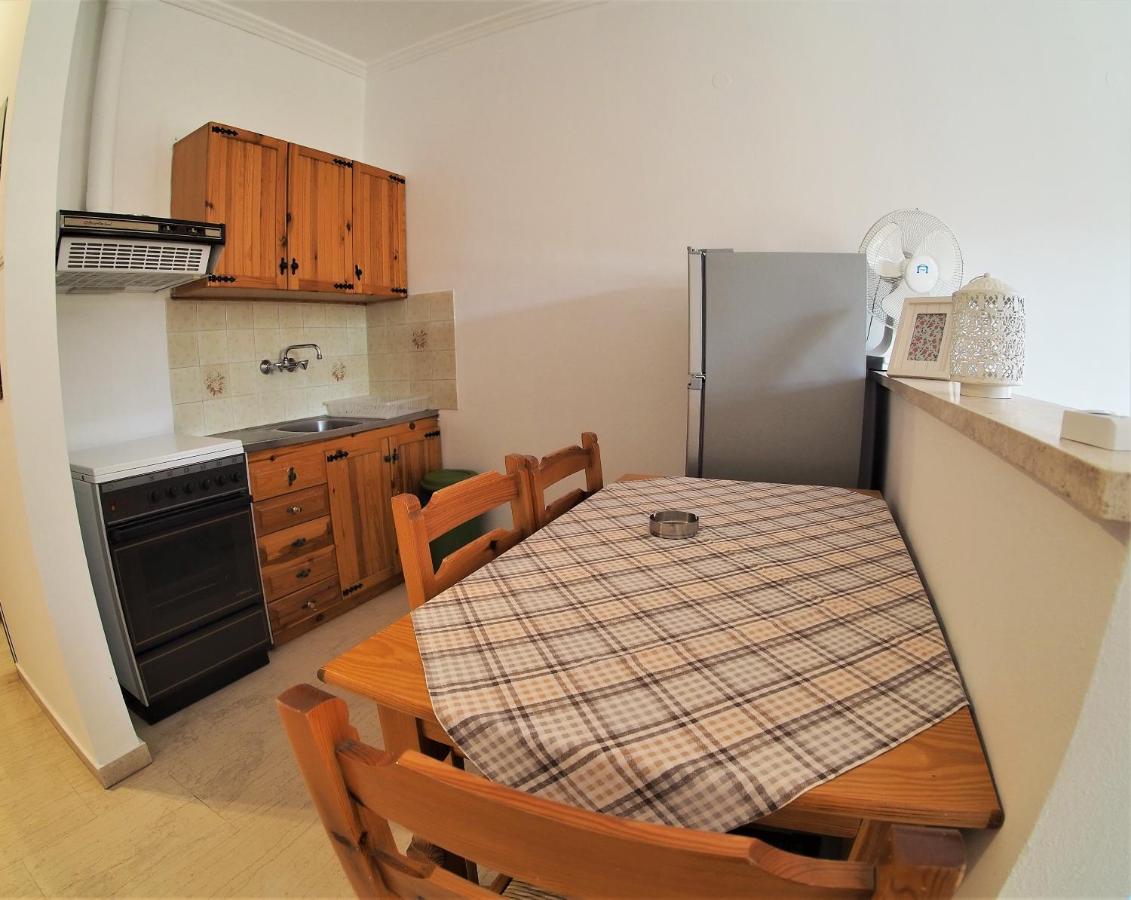 Bettys Rooms Parálion Ástros 外观 照片