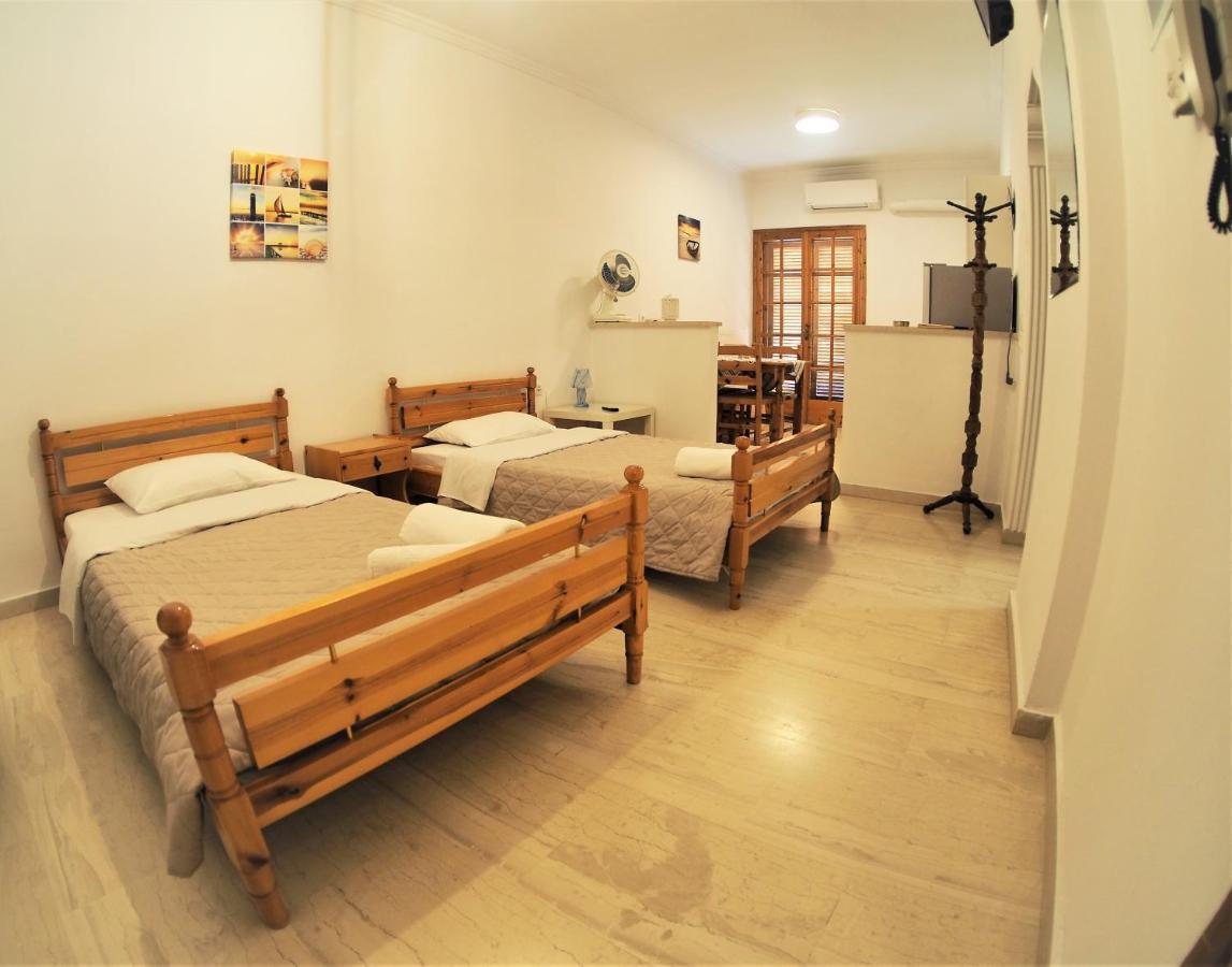 Bettys Rooms Parálion Ástros 外观 照片