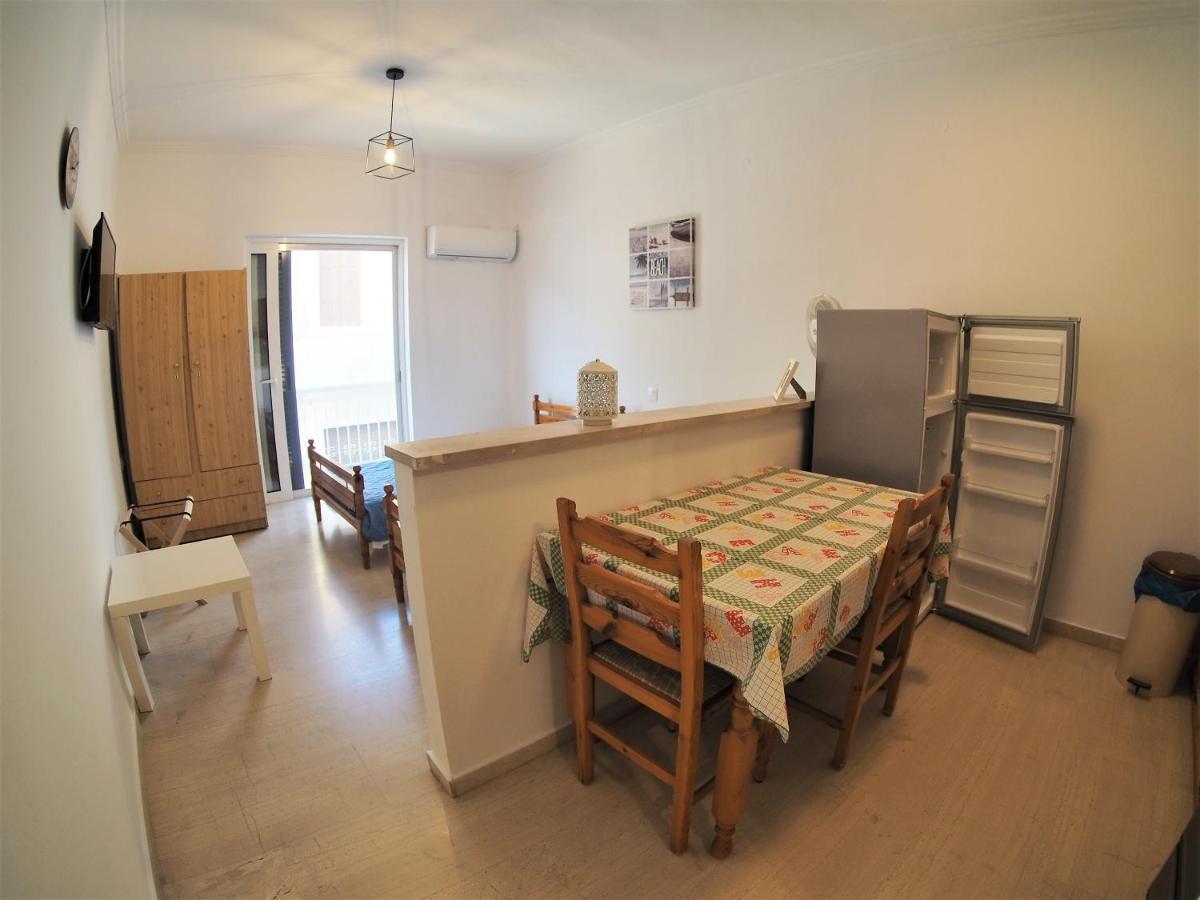 Bettys Rooms Parálion Ástros 外观 照片